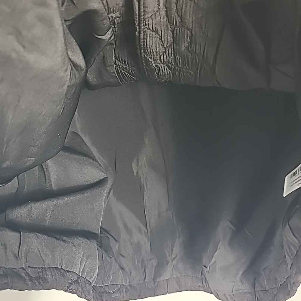 NWT Zara Women's Short Black Quilted Jacket Gold Accent Buttons Sz M - Picture 4 of 5
